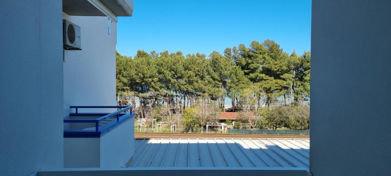 Hotel Mare Blu -- Boutique ピネート エクステリア 写真