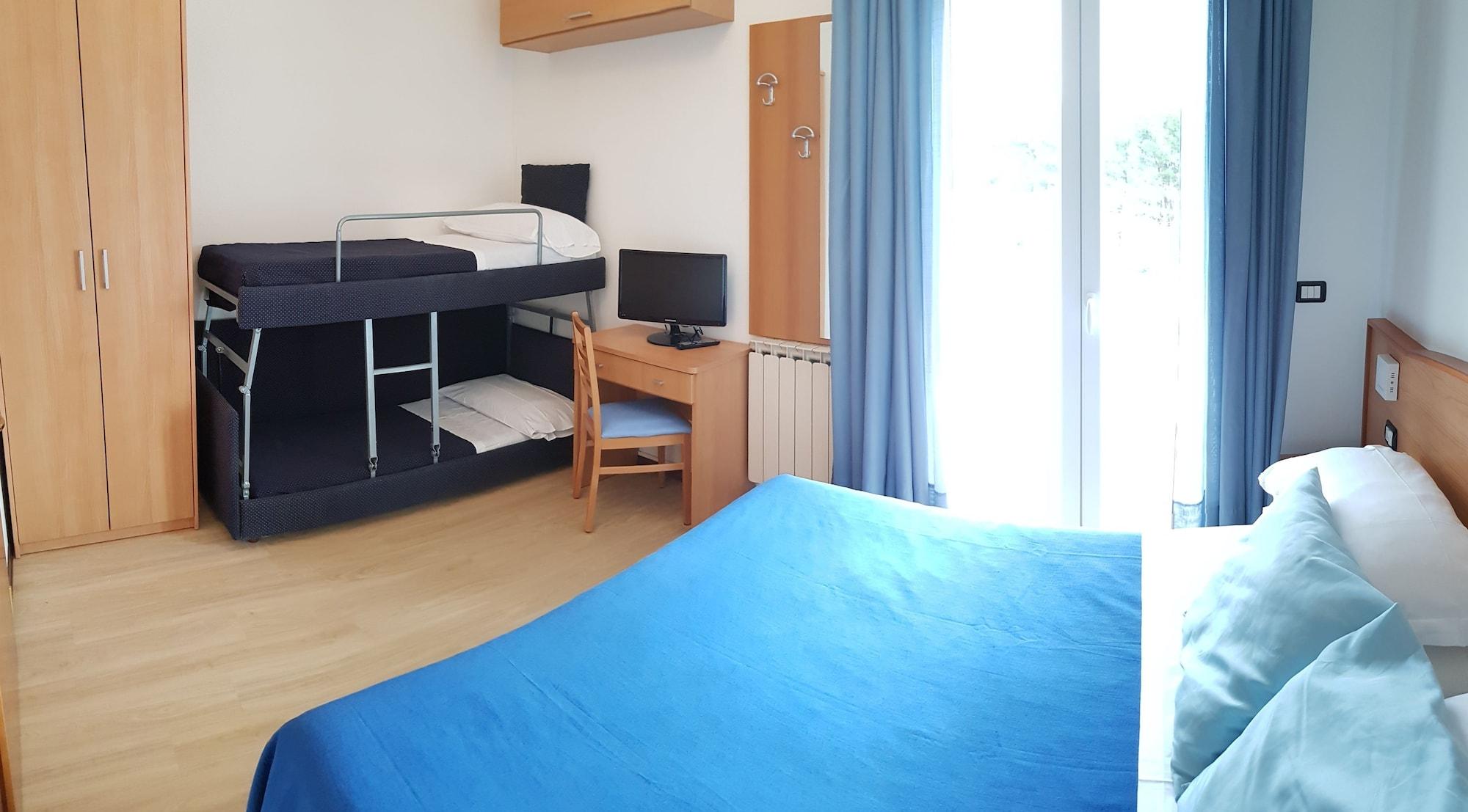 Hotel Mare Blu -- Boutique ピネート エクステリア 写真