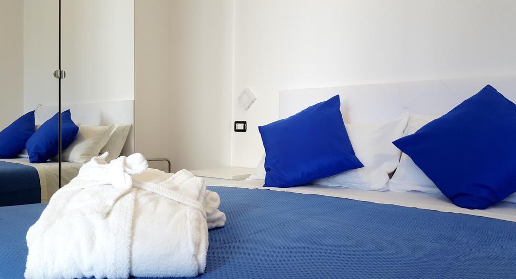 Hotel Mare Blu -- Boutique ピネート エクステリア 写真